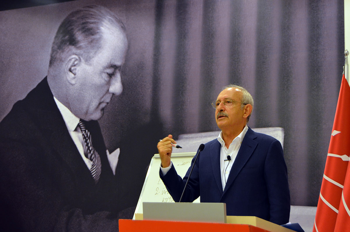 kemal-kilicdaroglu-parti-okulu4
